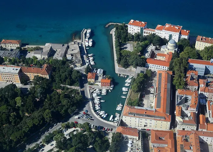 Prokonzul 2Br Apartment In Old Town
