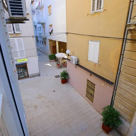 Prokonzul 2Br Apartment In Old Town Zadar Exterior photo
